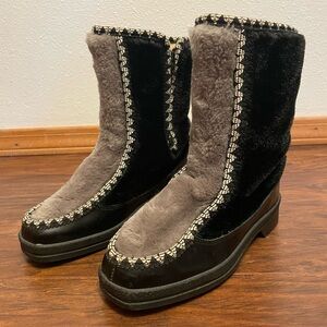 Vintage 1960s Snowland Faux Fur Winter Snow Boots Boho Hippie Apres Size 6